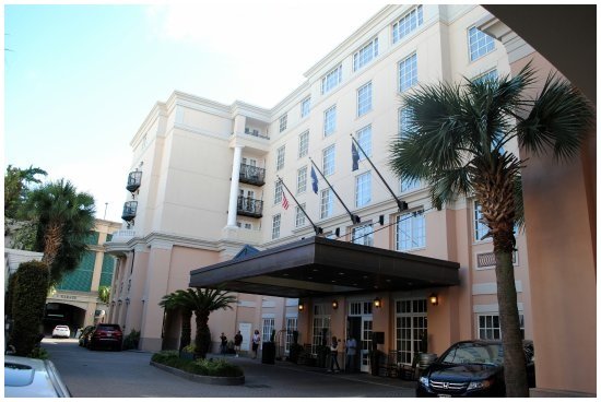 the lindy renaissance charleston hotel